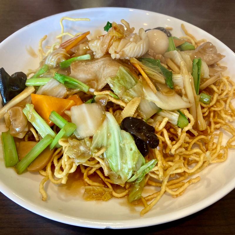 五目あんかけ かた焼きそば(中華料理嘉蒂)