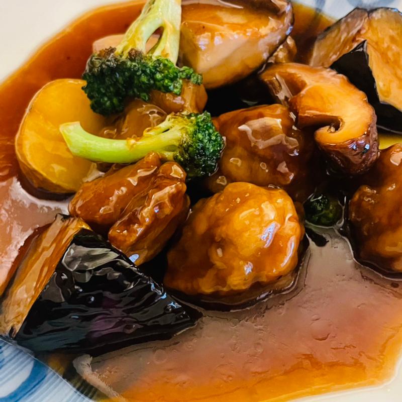 黒酢酢豚定食(希須林 青山 （キスリン）)