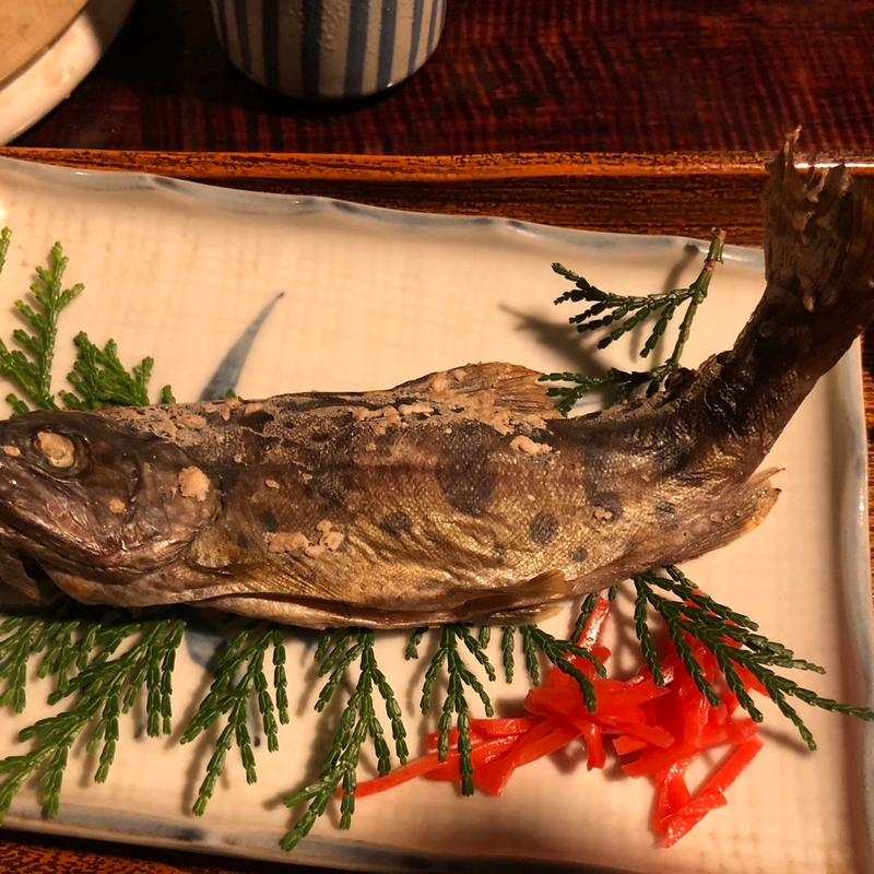 (魚籠屋 （びくや）)