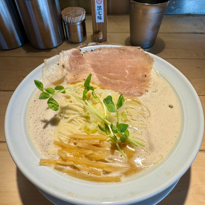 猿NEO豚骨-肉-(創業麺類元年 1代目猿肉亭)