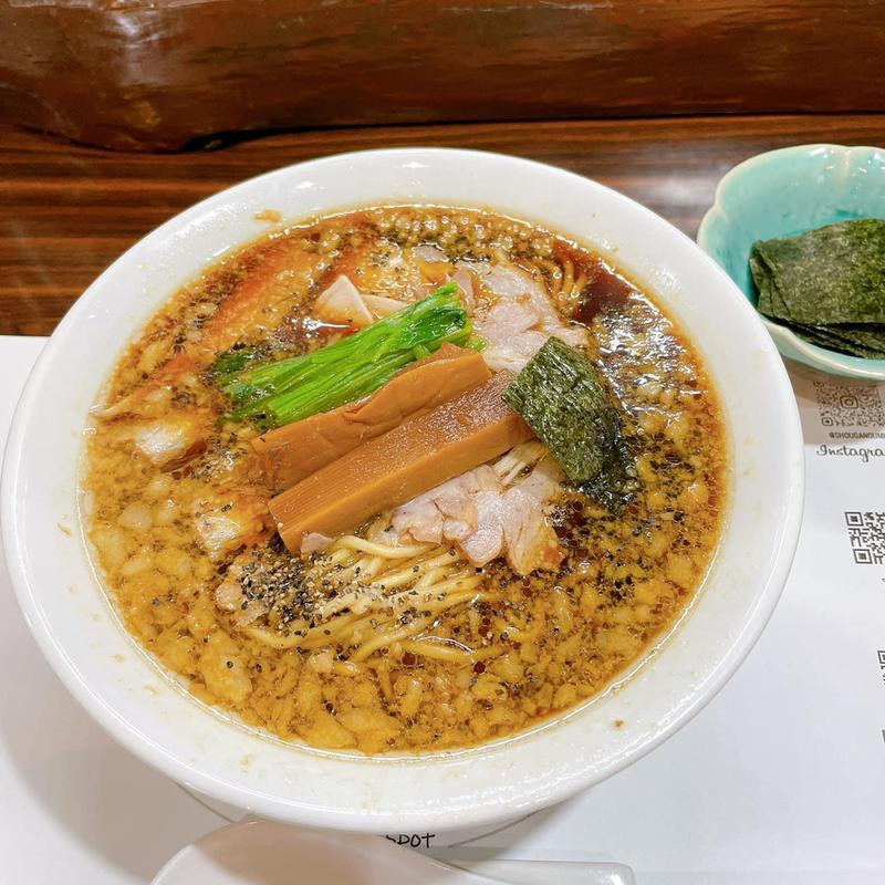 背脂ブラック(らぁめん しょうがの海)