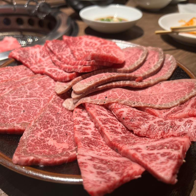(焼肉工房 いやしん坊)