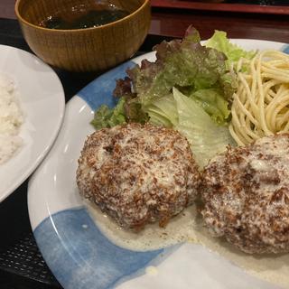 メンチカツ定食(クリーム)(町の洋食屋さん正幸(ランチ・ディナー)中野・新井薬師)