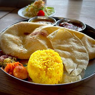 ナン＆小ライス(カレーラボラトリー 笑夢 かわまちてらす店)