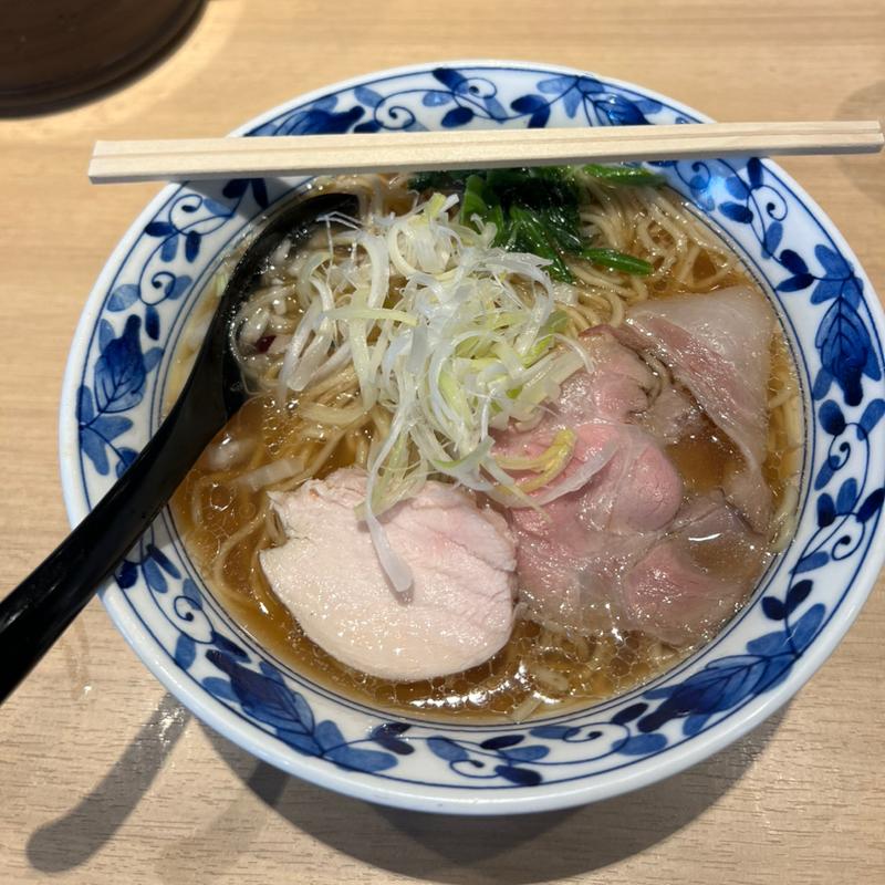 貝出汁醬油らぁ麺大盛(貝出汁らぁ麺海美風 浅草店)