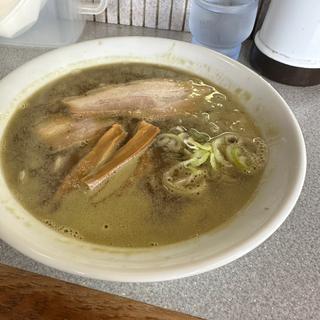こく煮干しラーメン(孝白)