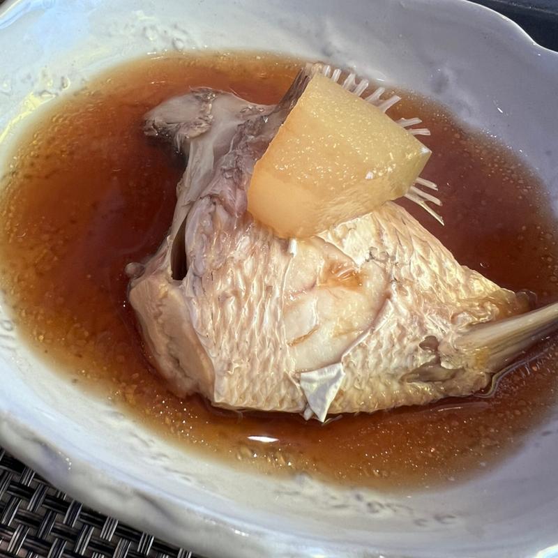 鯛のアラ煮(鮓 くおん)