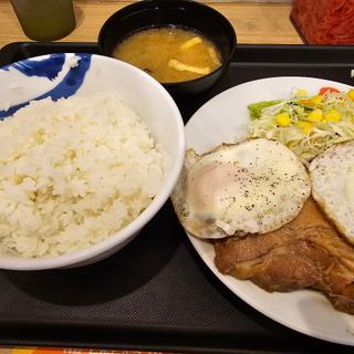 柔厚炙りチャーシューエッグ定食 2枚盛(松屋 下総中山店)