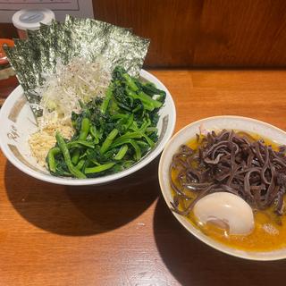 つけ麺＋チャーシュー＋ほうれん草＋きくらげ＋味玉(麺家 龍〜Ryo〜)