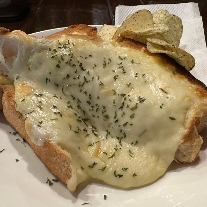 チーズトースト(トラヤ)
