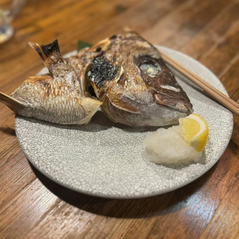 鯛の頭焼き(まんまや 慶応仲通り店)