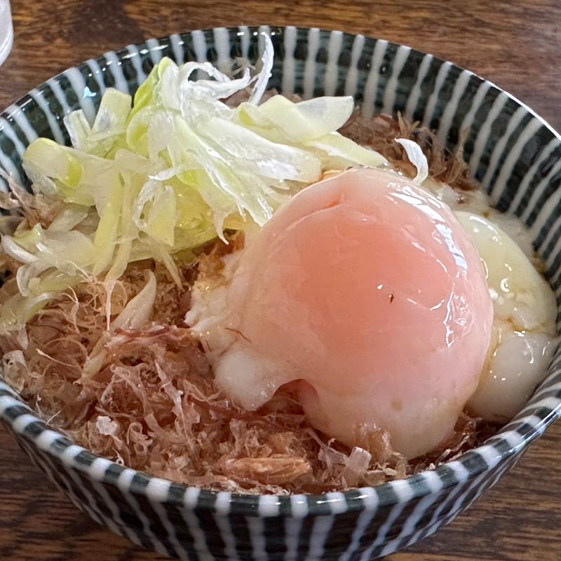 カツヲ節と温玉のミニ丼(中華そば volare)