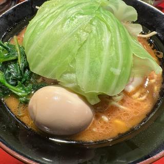 ラーメン中キャベツ味玉　海苔別(横浜ラーメン斎藤家)