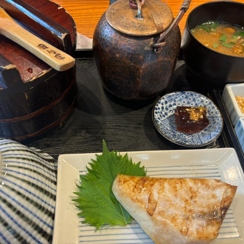 (おひつ膳 田んぼ 代々木本店)