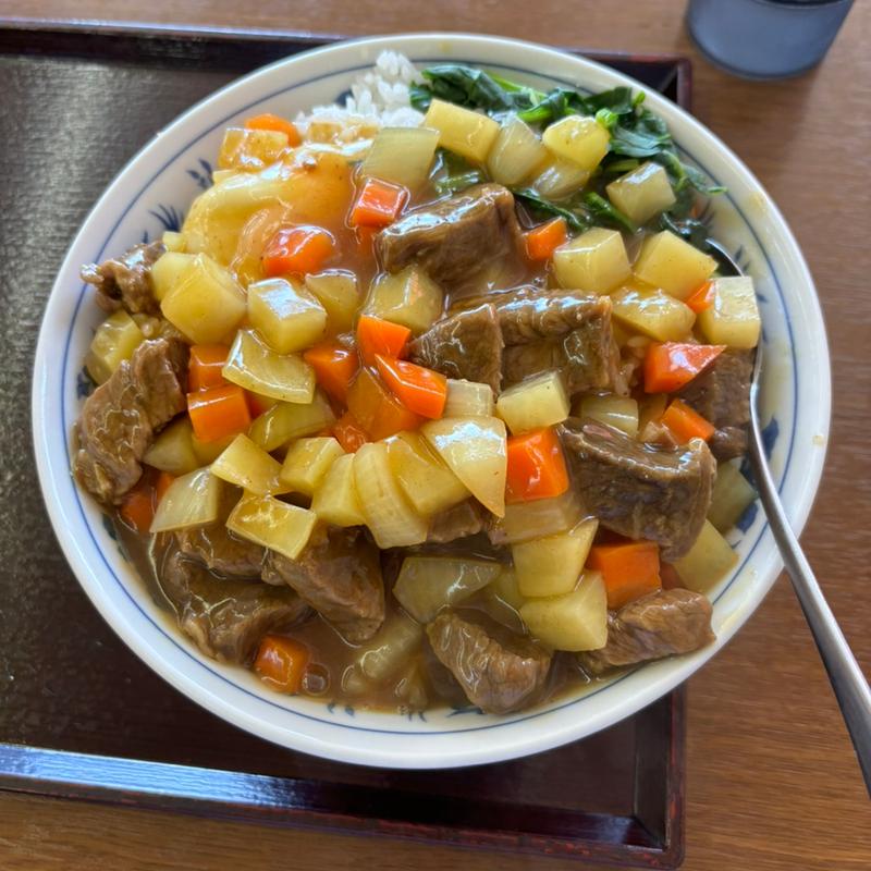 カレー牛肉飯　大盛り(福季来)
