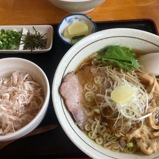 醤油ラーメン鶏飯セット(麺屋 一里 （めんや いちり）)