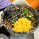 チャーシュー丼(スープ、おしんこ付)