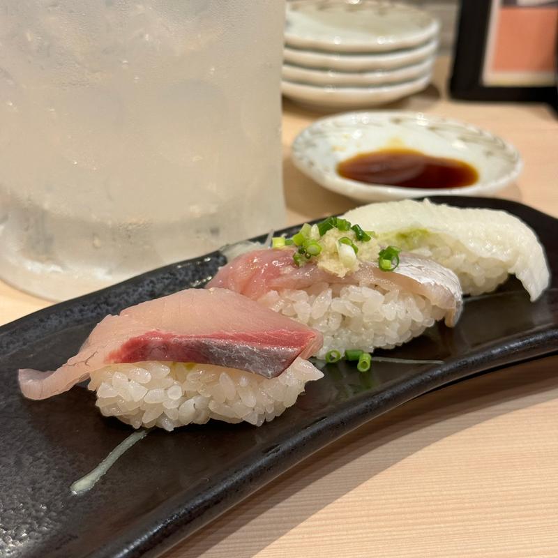 はまち、生あじ、えんがわ(大衆すし酒場 魚喜)