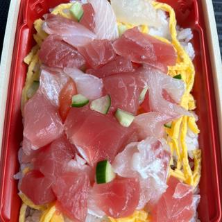 さかな屋の海鮮まかないちらし(アル・プラザ枚方)