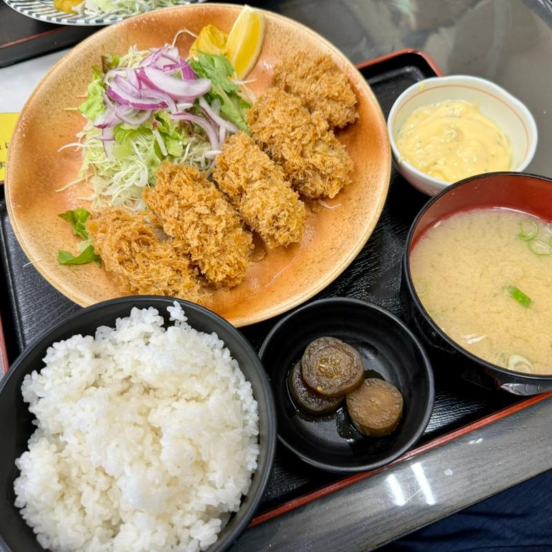 カキフライ定食(御食事処みや川)