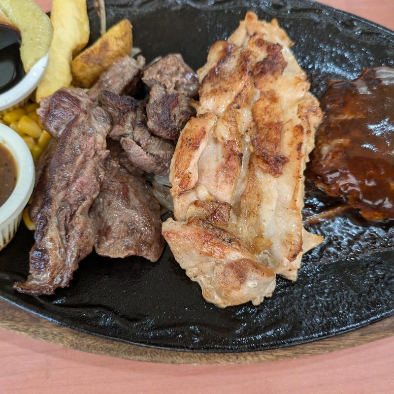 MIXコンボ【レギュラー】(ステーキハンバーグ＆サラダバー けん 蒲田店)