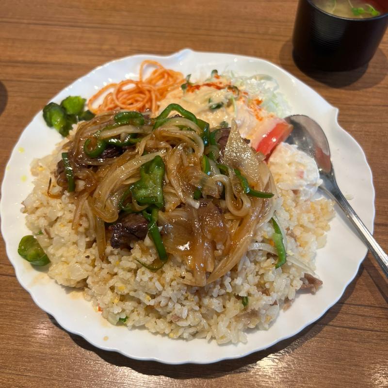 ジャイアントピラフ(カフェ ド ムッシュ 姫路店)