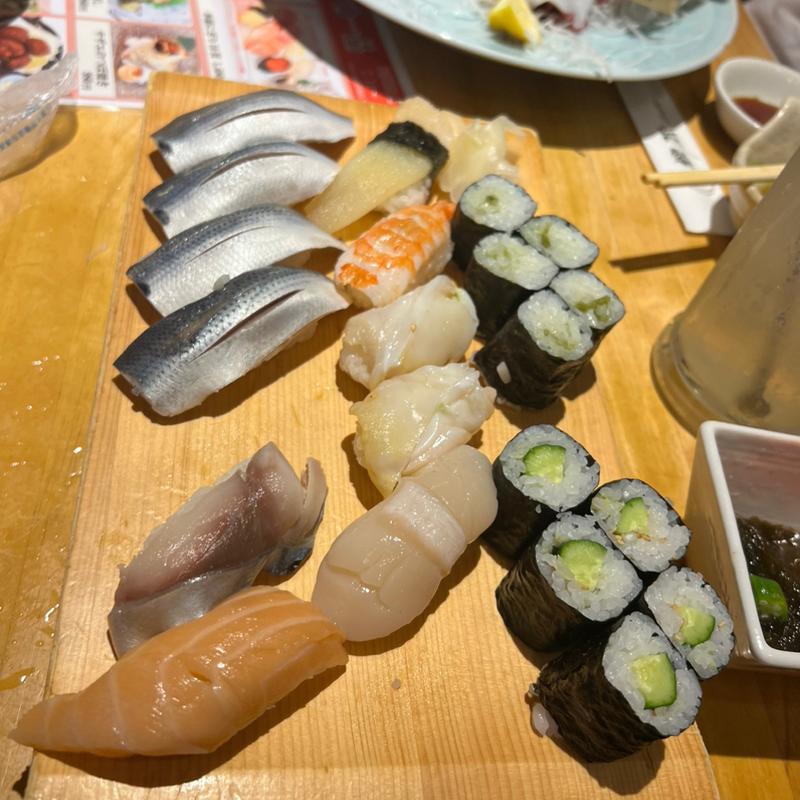 にぎり　巻物(すし屋 銀蔵 南越谷店)