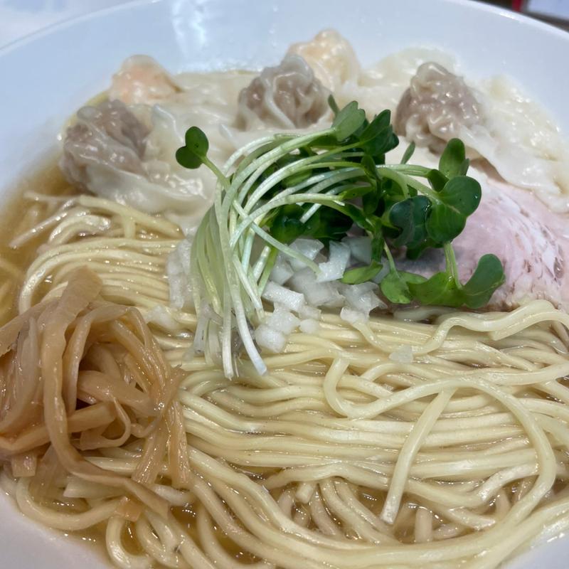 ミックスワンタン麺(らぁ麺 ひなた )