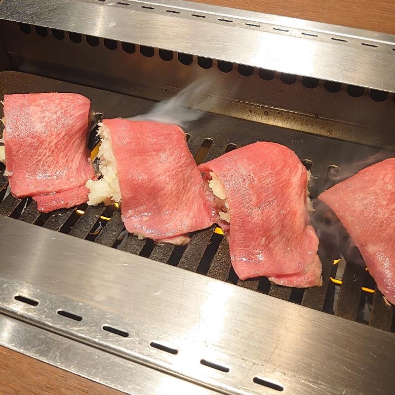 たたみねぎタン塩(焼肉ぽんが田町店)