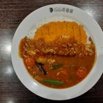 「チキン夏野菜カレープラスロースカツ」


(カレーハウスCoCo壱番屋 桜井東新堂店 （カレーハウスココイチバンヤ）)