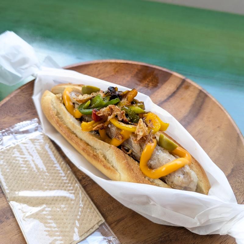 サルシッチャドッグ（チーズ）((CAFE) BAYSIDE SHARE 三浦海岸)