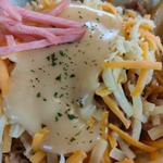 とろ〜り3種のチーズ牛丼中盛り(すき家 日の出IC店 )