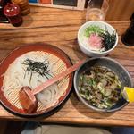 ざるかすうどんセット