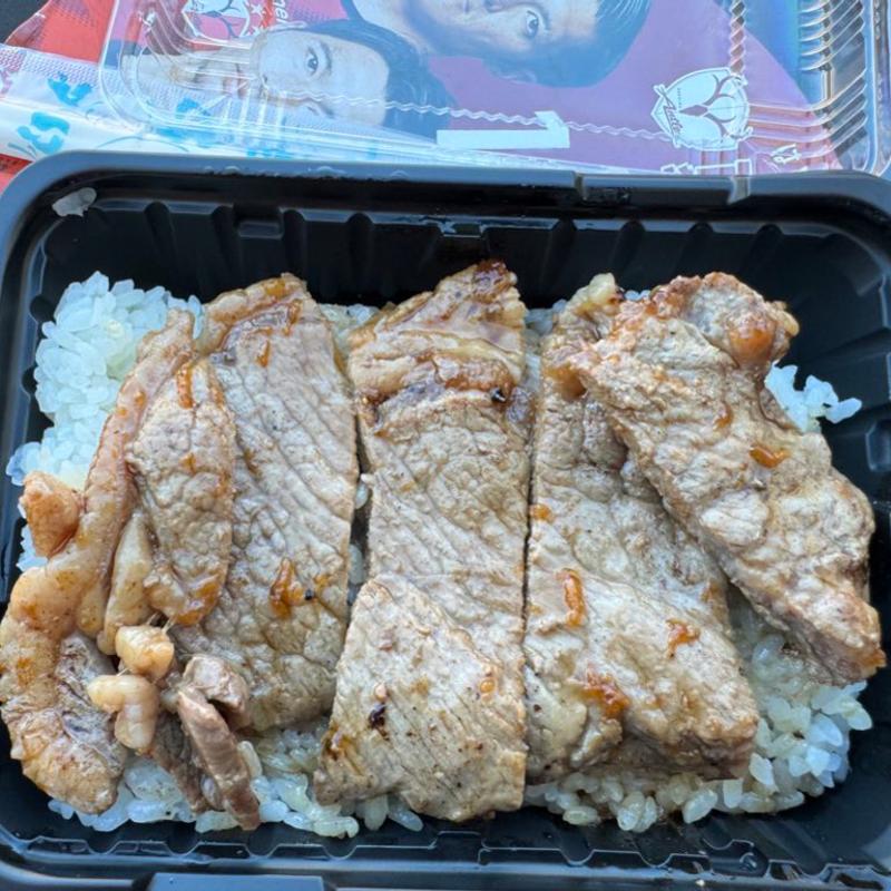 牛ステーキ丼(レストランやまびこ )