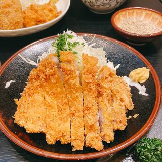 ロースとんかつ定食(庵とん )