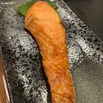 銀鮭の塩焼き