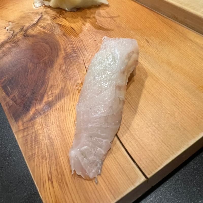 ヒラメの握り(志ば寿司)