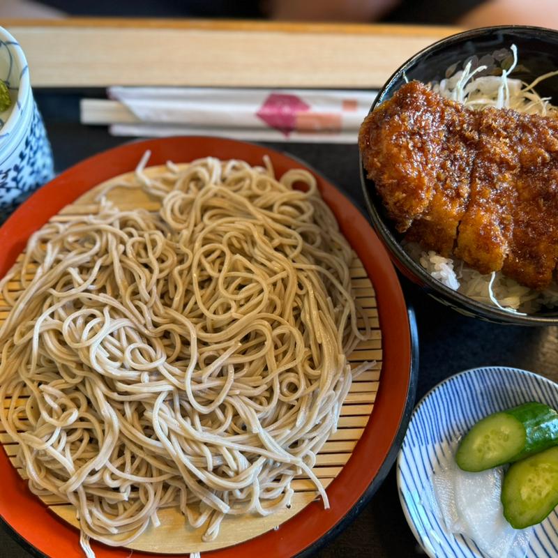 ざるそばとソースカツ丼(ロース)(松月庵あだち店　三代目宗次郎 )
