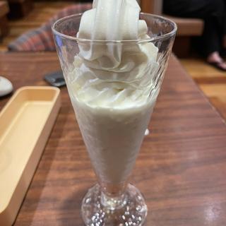 盛り盛りソフトクリーム(ジョナサン 西新宿店)