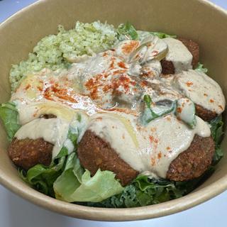 ファラフェルライスプレート＆フレンチフライ(FALAFEL BROTHERS Shibuya PARCO 渋谷パルコ店 7階)