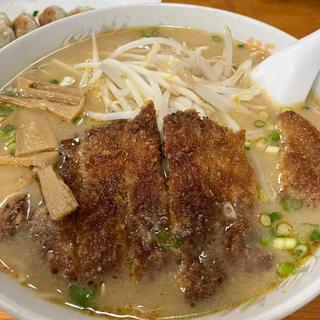 味噌カツラーメン