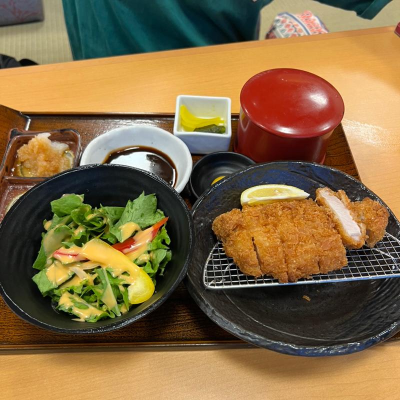 厚切りとんかつ定食(天風　幕張温泉　湯楽の里)