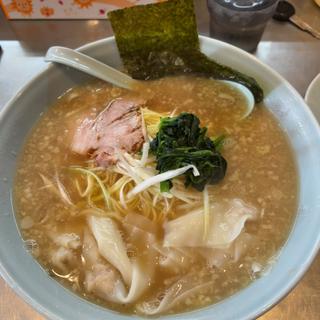 ワンタンメン中盛(ラーメンショップ 新守谷店)