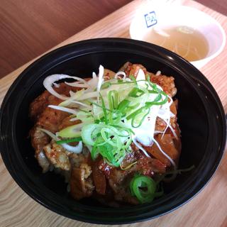 旨辛ホルモン･ハラミ丼(牛角焼肉食堂 イオンモール石巻店)