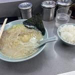 塩ラーメン　小ライス(ラーメン道楽)