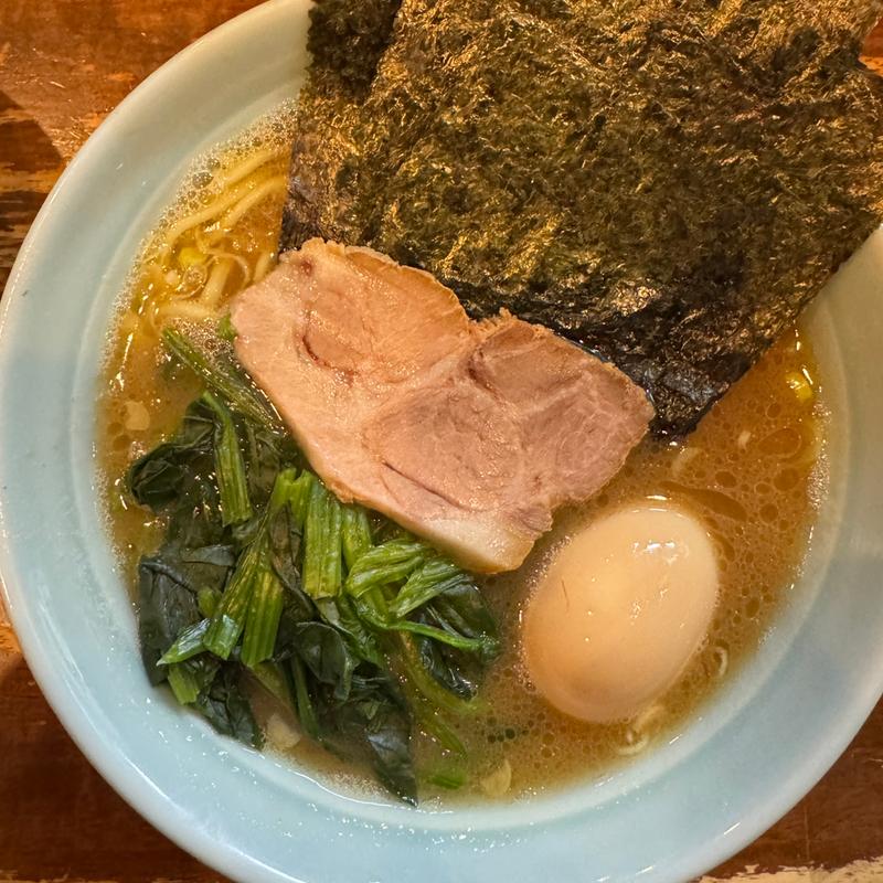 味玉らーめん(横浜家系ラーメン 家家家)