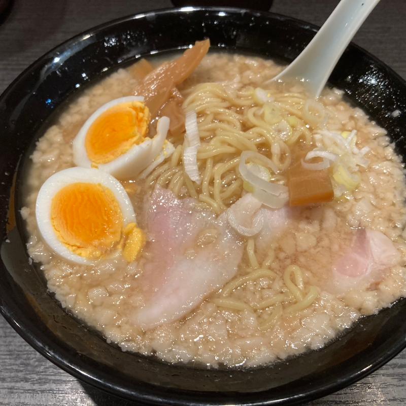 背脂ラーメン(ラーメン 大至)