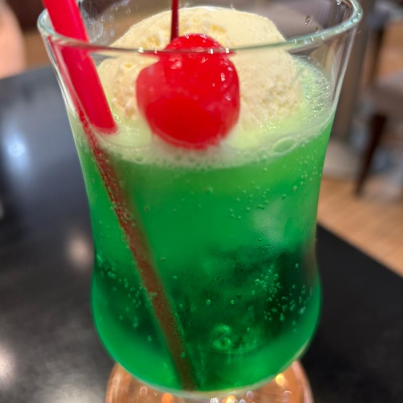 クリームソーダ(可否茶館 イオン平岡店)