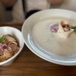泡鶏白湯　塩ラーメンとチャーシュー飯