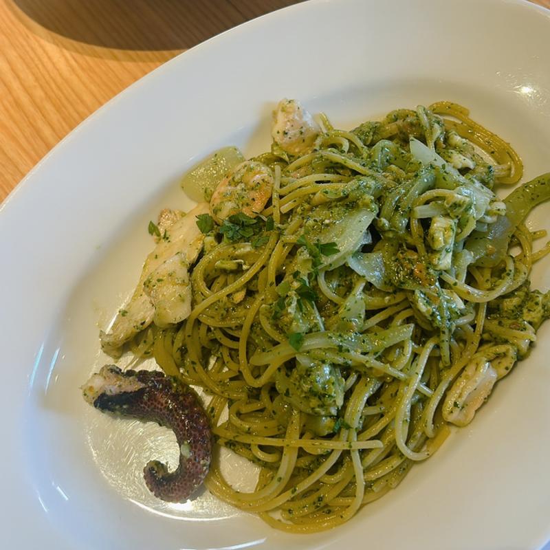 パスタランチ（海の幸のジェノベーゼ）(アグネスカフェ )